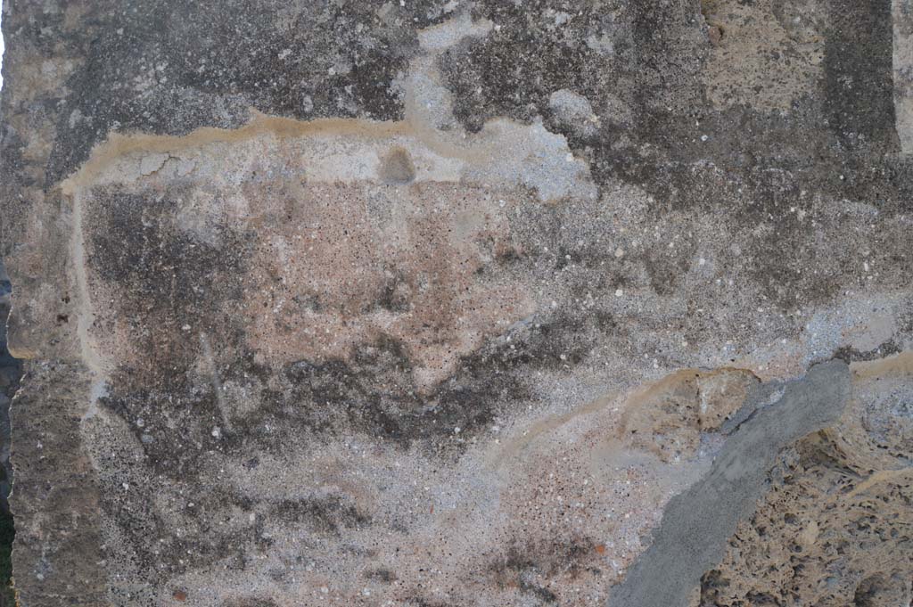 VI.17.32 Pompeii. March 2019. Looking west towards detail from south side of entrance doorway.
Foto Taylor Lauritsen, ERC Grant 681269 DÉCOR.
