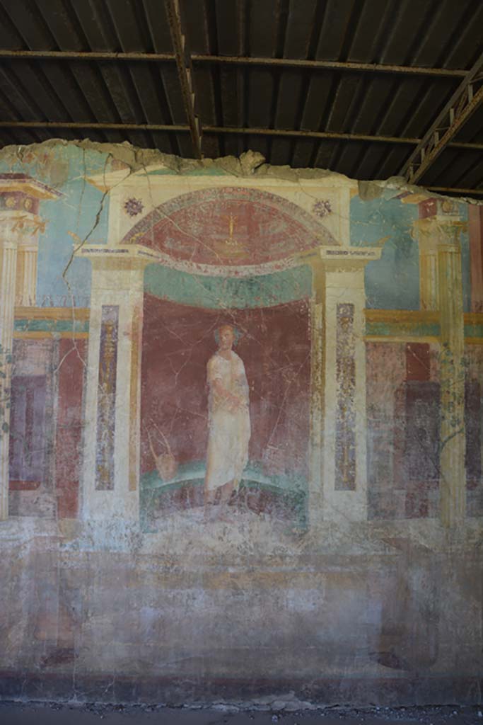 VI.17.41 Pompeii. September 2019. Looking towards centre of east wall of exedra 18.
Foto Annette Haug, ERC Grant 681269 DÉCOR.

