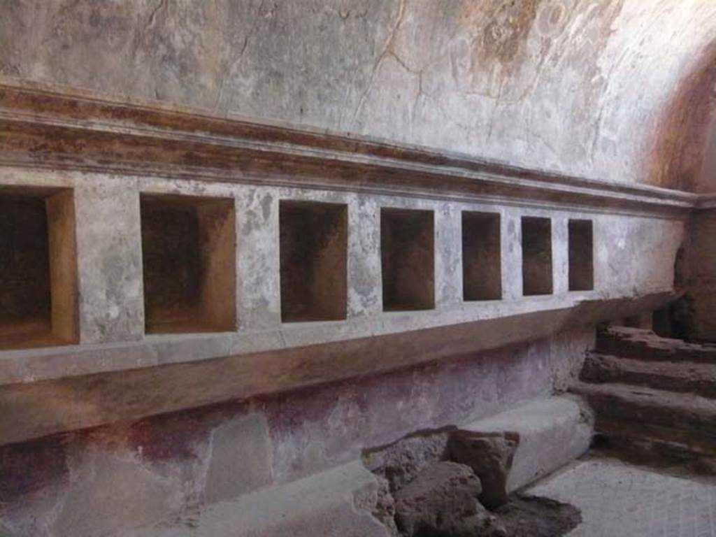 VII.1.8 Pompeii. May 2012. Niches for clothing on south side of womens changing room 11. Photo courtesy of Buzz Ferebee.
