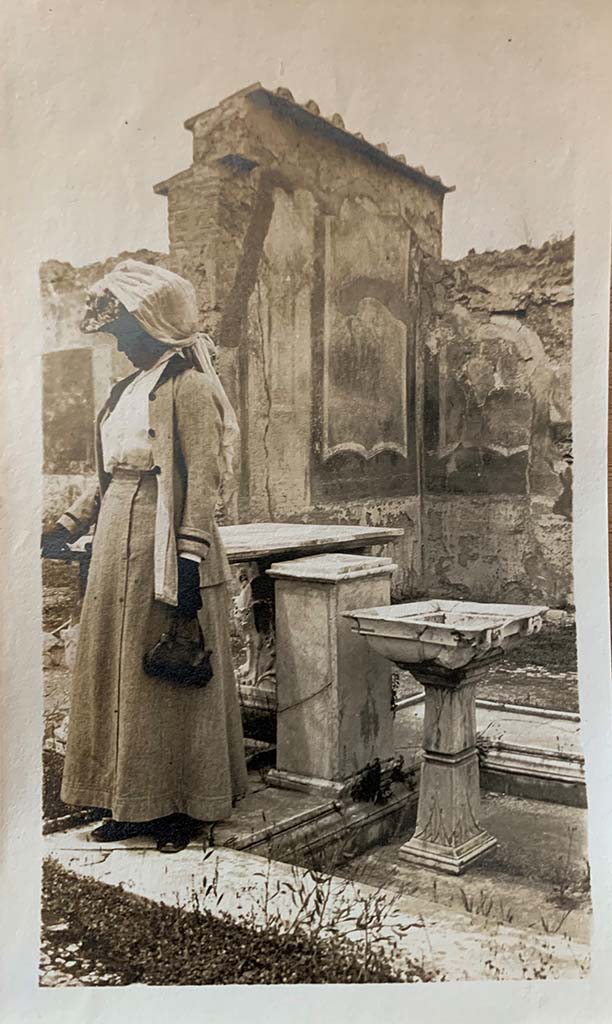 VII.1.25 Pompeii. 1907. Atrium 24, looking towards north-west corner.
Photo courtesy of Rick Bauer.