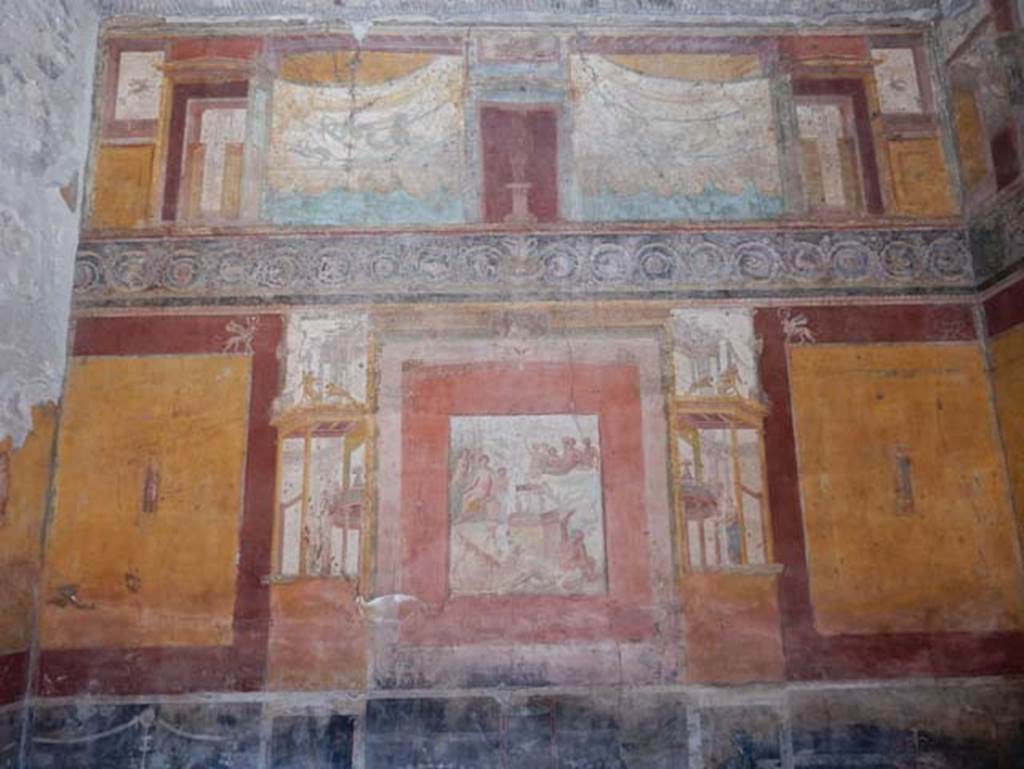 VII.1.47 Pompeii, May 2018. Exedra 10, looking towards upper north wall. Photo courtesy of Buzz Ferebee.