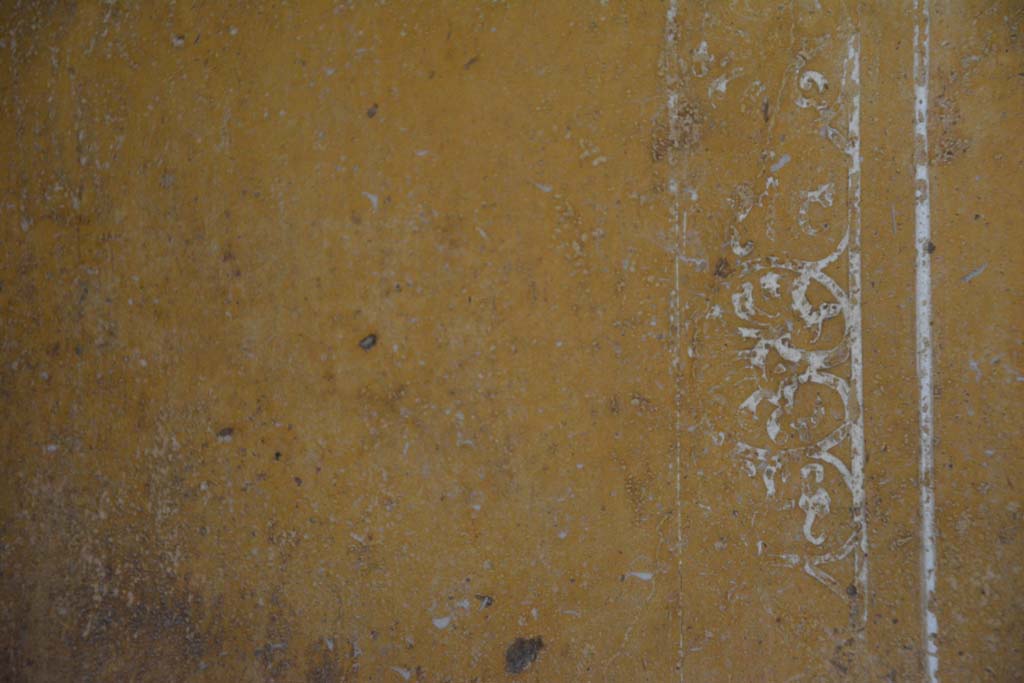 VII.1.47 Pompeii. March 2017. Exedra 10, detail from panel on north wall at west end. Photo courtesy Adrian Hielscher.

