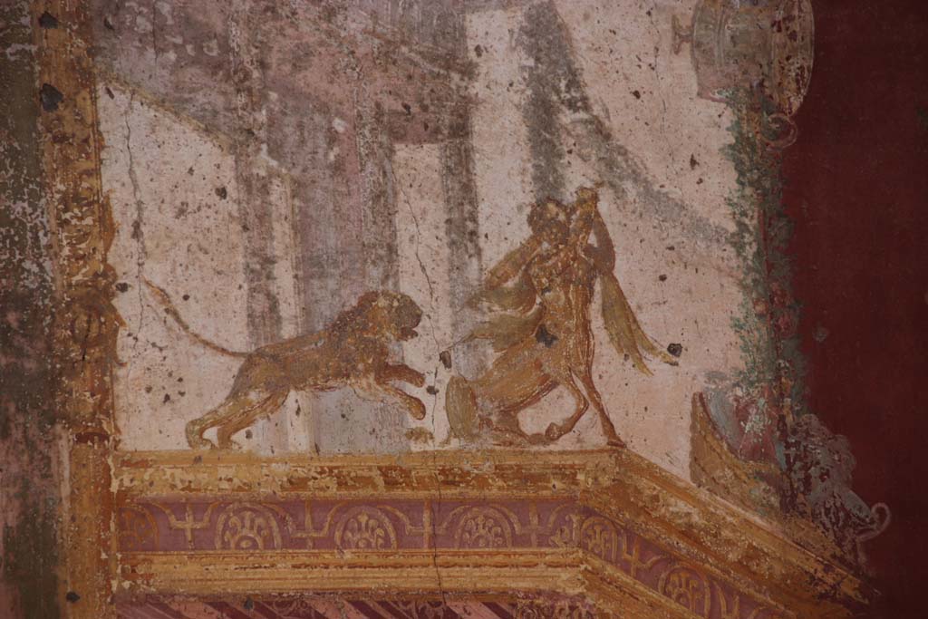 VII.1.47 Pompeii, September 2017. Exedra 10, detail of Centaur and Lion, from east end of north wall. Photo courtesy of Klaus Heese. 