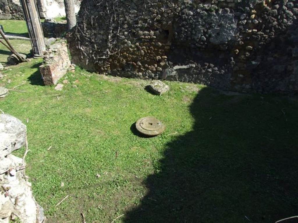 VII.2.11 Pompeii.  March 2009. Looking east across Oecus of 7.2,11,  photo taken from VII.2.16.