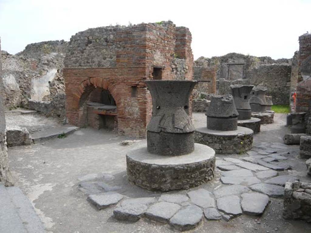 VII.2.22 Pompeii. May 2012. Looking east from entrance to bakery
Photo courtesy of Buzz Ferebee.
