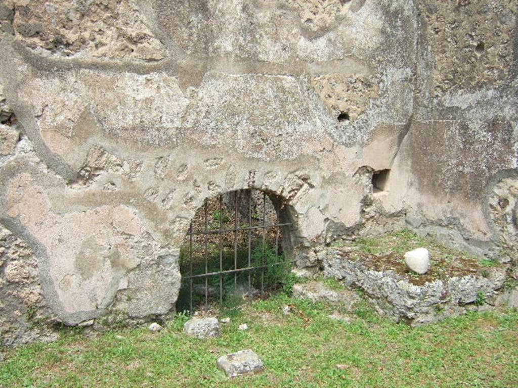 VII.2.41 Pompeii. May 2006. North-east corner of workshop.
