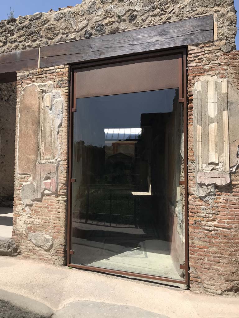 VII.2.45 Pompeii. April 2019. Entrance doorway. Photo courtesy of Rick Bauer.