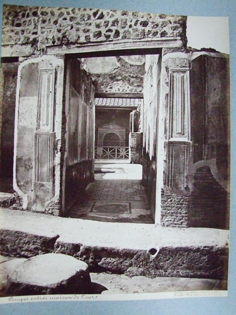 VII.2.45 Pompeii. Entrance, vestibule and detail of doorway.
Old undated 19th century photograph by Amodio: Pompei maison de l'ours.
Courtesy of Society of Antiquaries. Fox Collection.