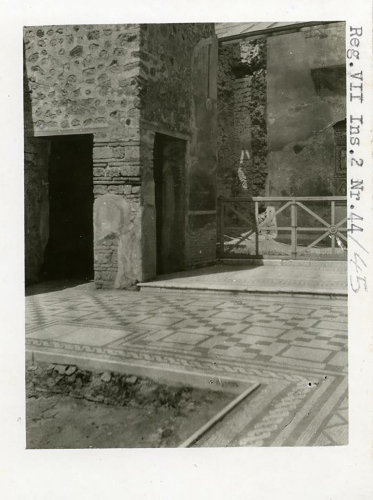 VII.2.45 Pompeii. Pre-1937-39.
Looking across impluvium in atrium towards room in north-west corner and tablinum.
Photo courtesy of American Academy in Rome, Photographic Archive. Warsher collection no. 1762.
