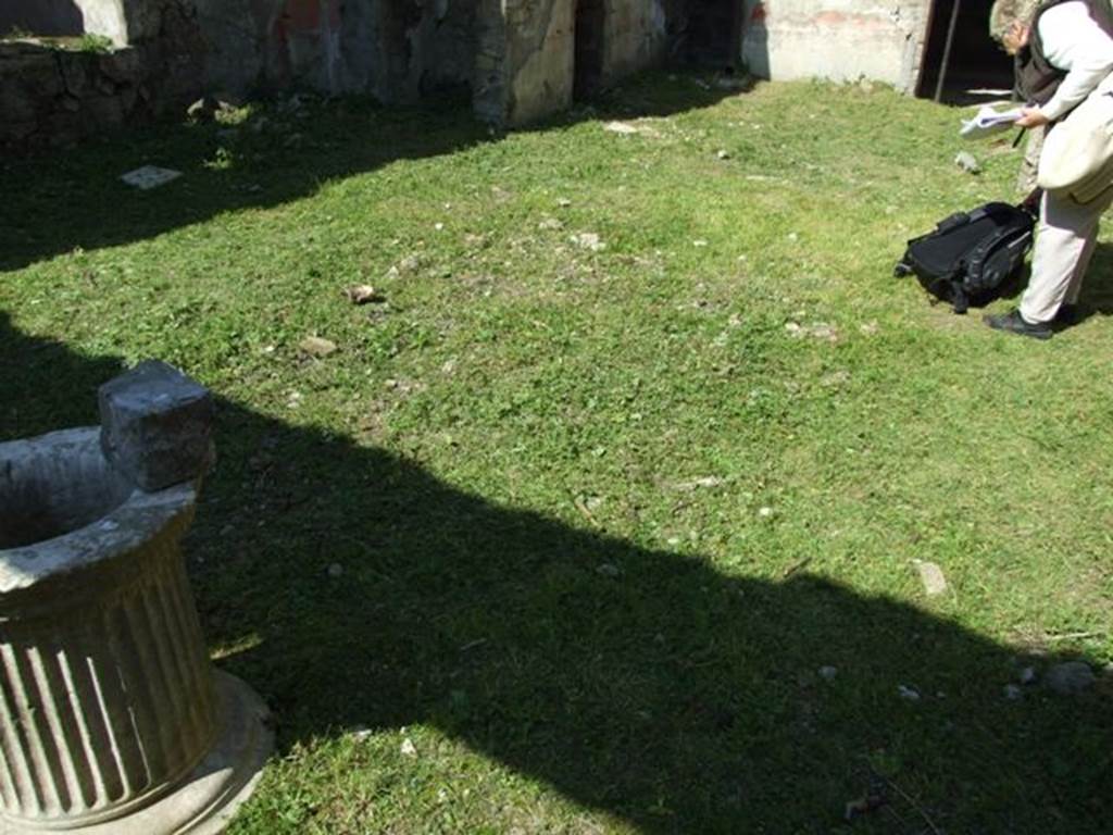 VII.3.29 Pompeii. March 2009. Room 1, site of impluvium in atrium.