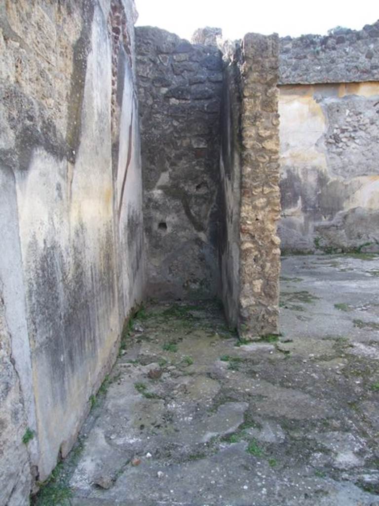 VII.4.31 Pompeii.  March 2009.  Room 19. Small anteroom on south side of Room 20.