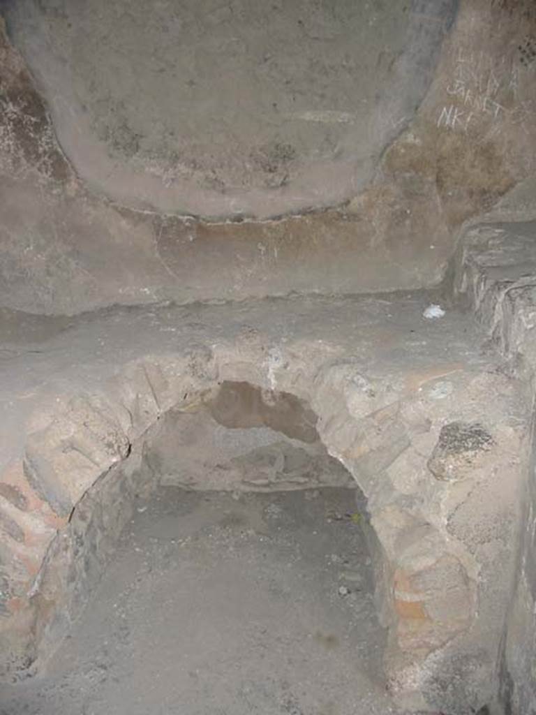VII.4.37 Pompeii. May 2003. Hearth against north wall. Photo courtesy of Nicolas Monteix.