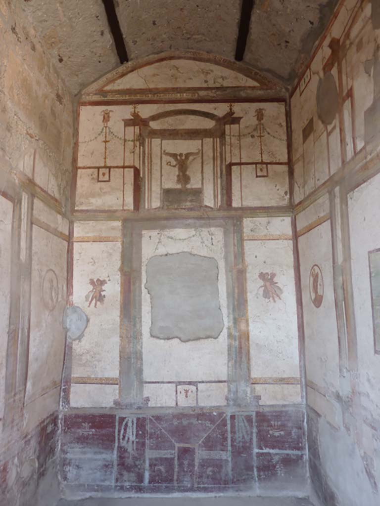 VII.4.48 Pompeii. October 2014. 
Room 14, west wall of cubiculum, site of wall painting of Danae, now removed to Naples Museum, see below.
Foto Annette Haug, ERC Grant 681269 DCOR.

