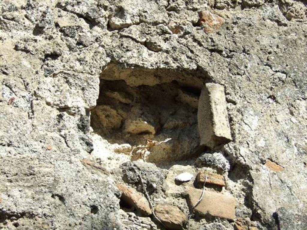 VII.4.56 Pompeii. March 2009. Room 10, kitchen with niche in east wall. 