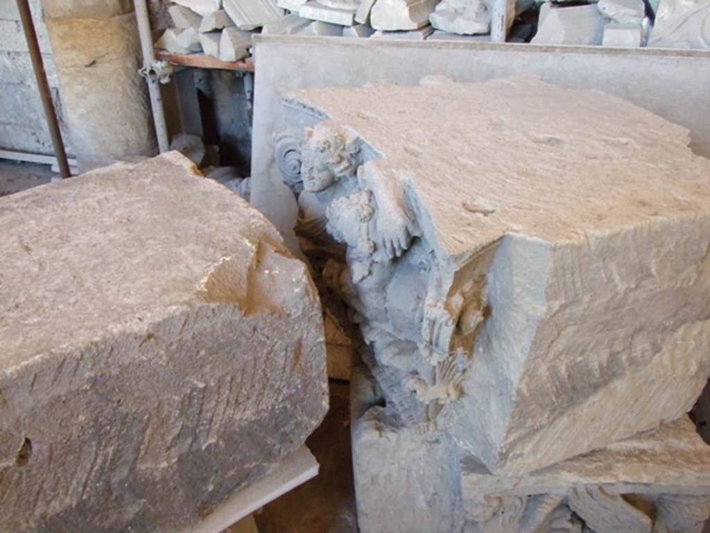 VII.4.57 Pompeii. December 2006, on display in Forum Granaio at VII.7.29.
Drunken satyr and a maenad on a capital. This faced the Via della Fortuna on the top of right-hand side of entrance.