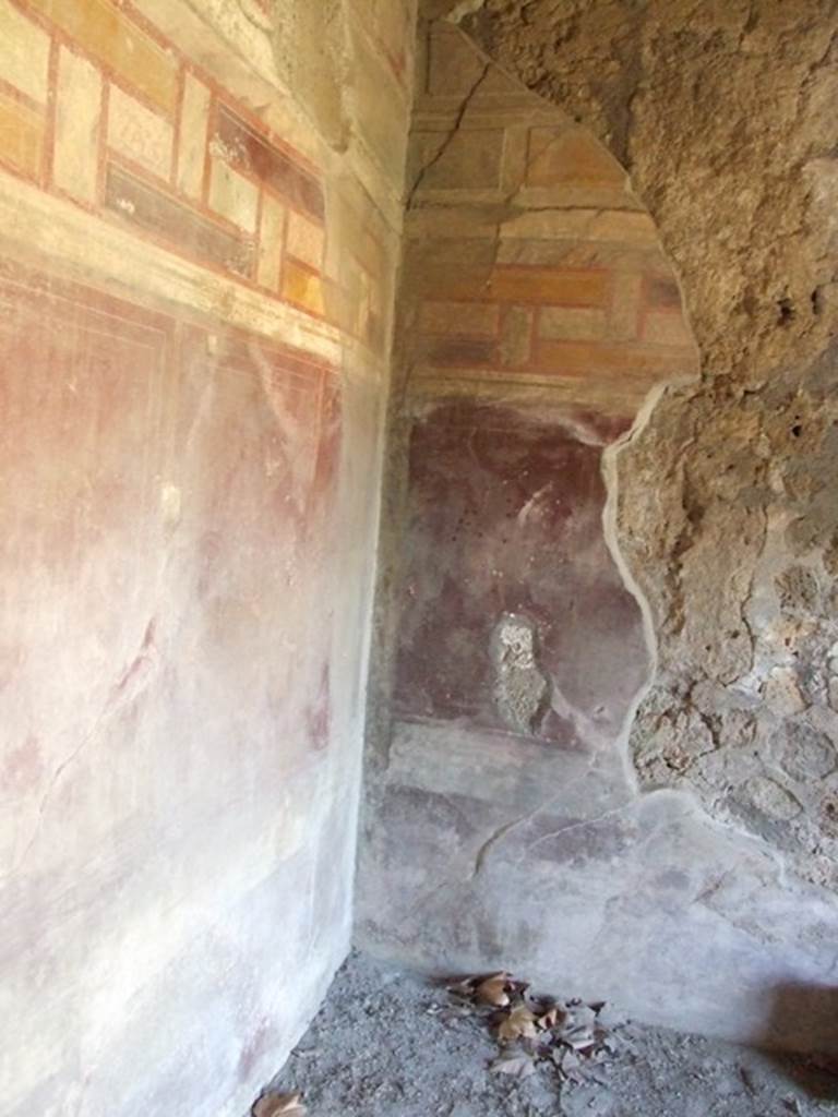 VII.6.38 Pompeii. December 2007. North-west corner of oecus to north of entrance.