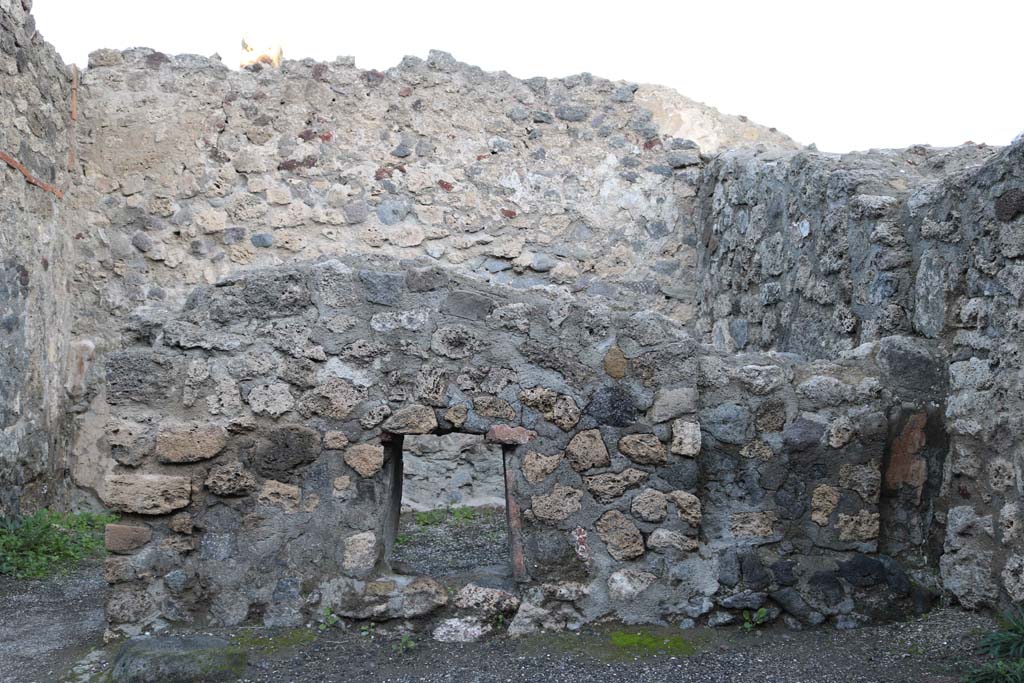 VII.7.9 Pompeii. December 2018. Looking towards north wall of room on south-east side, and into rear room. Photo courtesy of Aude Durand.