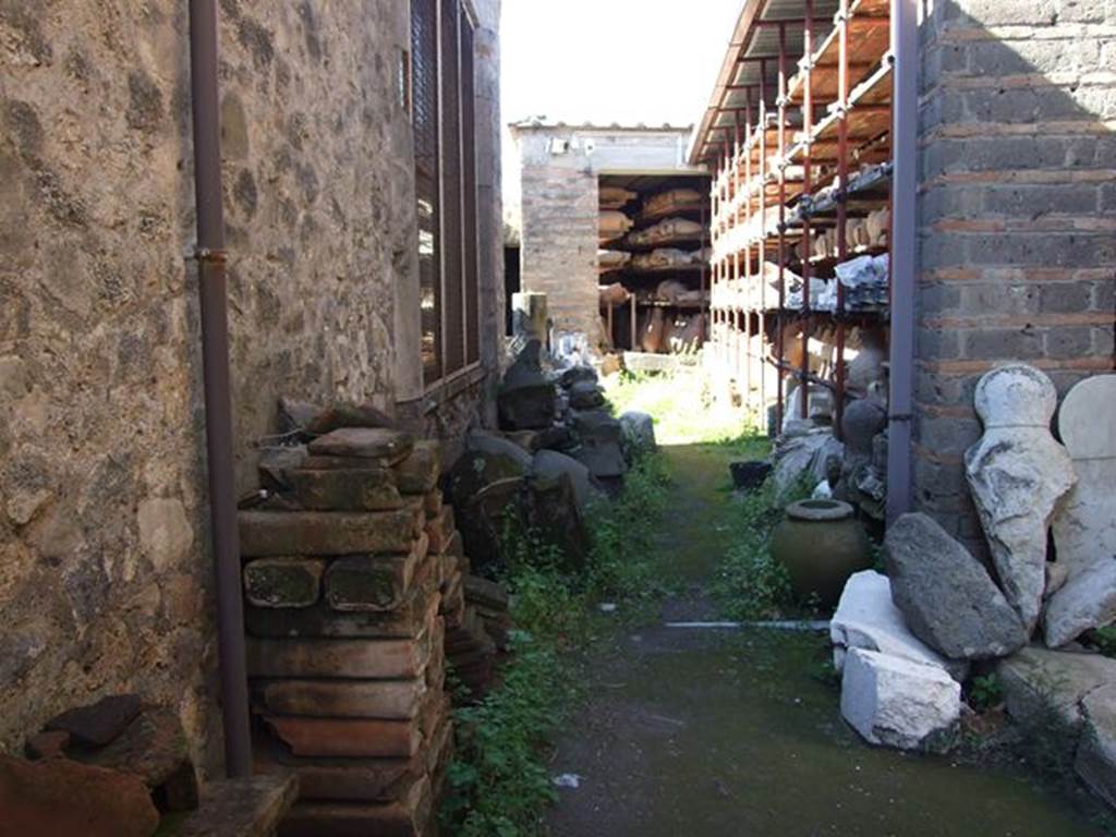 VII.7.30 Pompeii. March 2009.