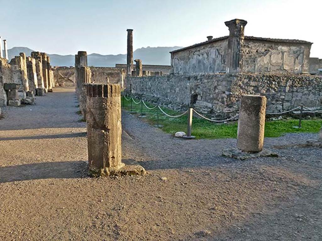 VII.7.32 Pompeii. October 2012. Looking south from north-east corner. Photo courtesy of Michael Binns.