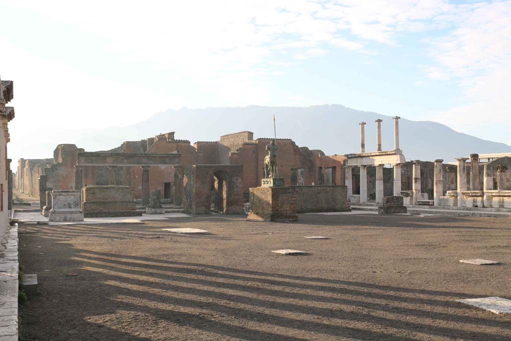 VII.8.00 Pompeii Forum, December 2018.
Looking towards south side, from east side, near portico of Eumachia’s Buildings. Photo courtesy of Aude Durand.