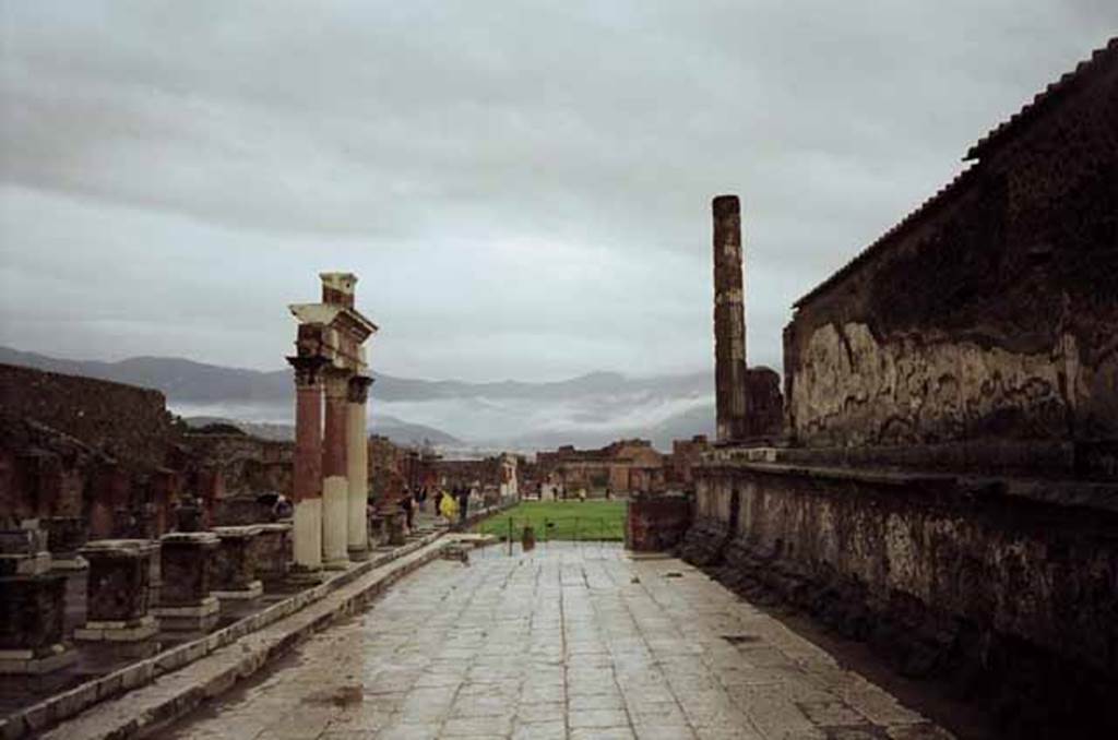 VII.8 Pompeii Forum. May 2010. Looking south along the east side of the Forum.