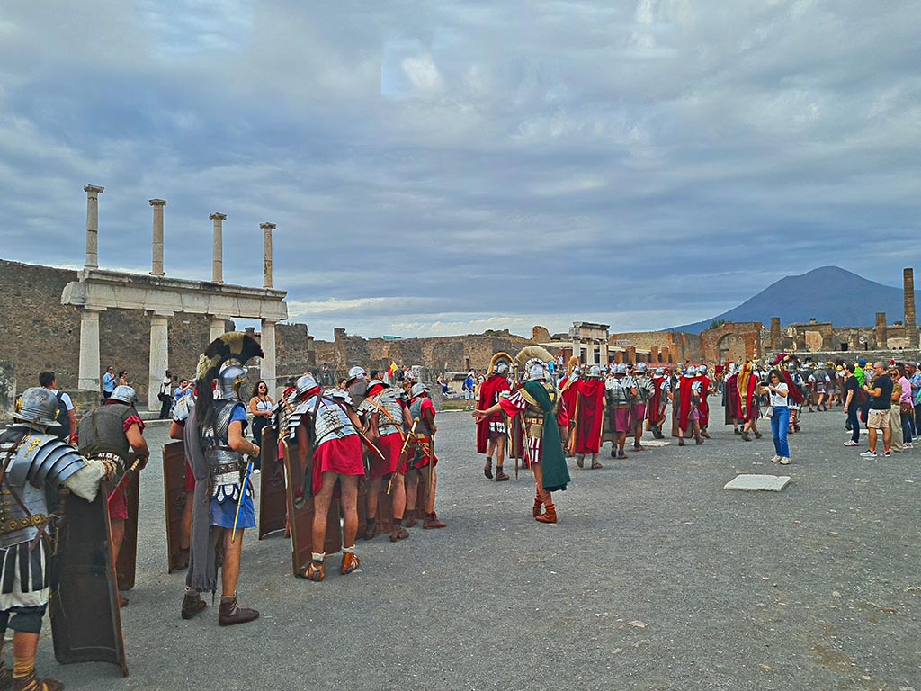 VII.8 Pompeii. 28th September 2024. 
Legionaries in the Forum, during “Ludi Pompeiani” event. Photo courtesy of Giuseppe Ciaramella.

