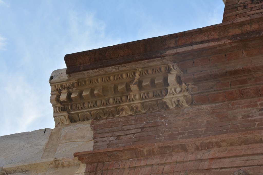 VII.9.7/8 Pompeii. July 2021. Detail from rear (east) side of remaining portico.
Foto Annette Haug, ERC Grant 681269 DÉCOR.