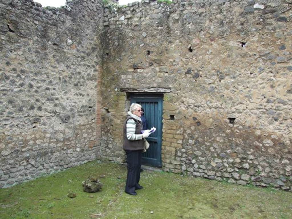 VII.11.14 Pompeii.  March 2009. Garden area A .  South west corner.