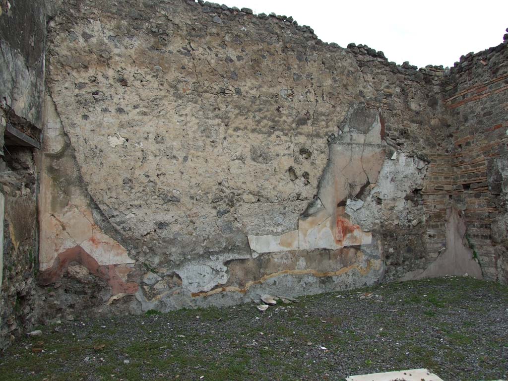 VII.12.21 Pompeii. March 2009. North wall of atrium.