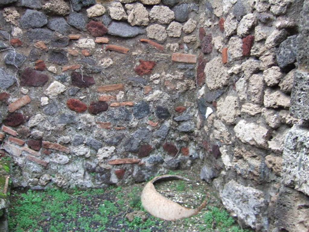 VII.12.26 Pompeii. December 2005. North-east corner of kitchen. 

 
