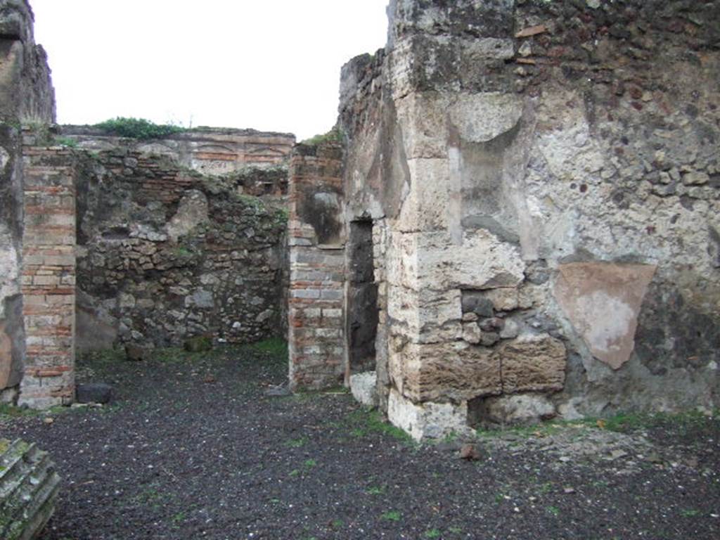 VII.13.8 Pompeii. December 2005. North west corner of atrium.