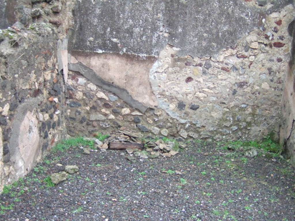 VII.13.8 Pompeii.  December 2005. East wall of Ala, on east side of atrium.