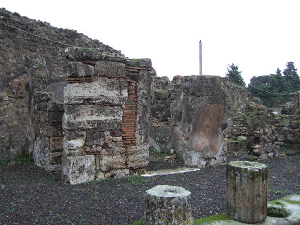 VII.13.8 Pompeii. December 2005.  Cubiculum on east side of atrium.