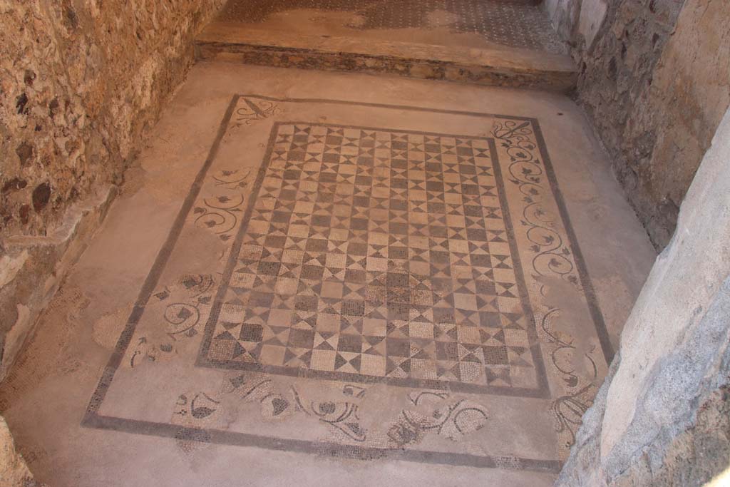 VII.15.2 Pompeii. September 2017. Looking west across mosaic flooring. Photo courtesy of Klaus Heese.  