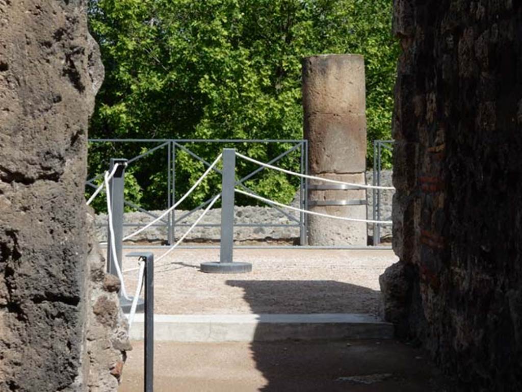 VII.15.2 Pompeii. May 2018.  Looking through doorway towards west side of south portico overlooking the garden on a slightly lower level.. Photo courtesy of Buzz Ferebee. 
