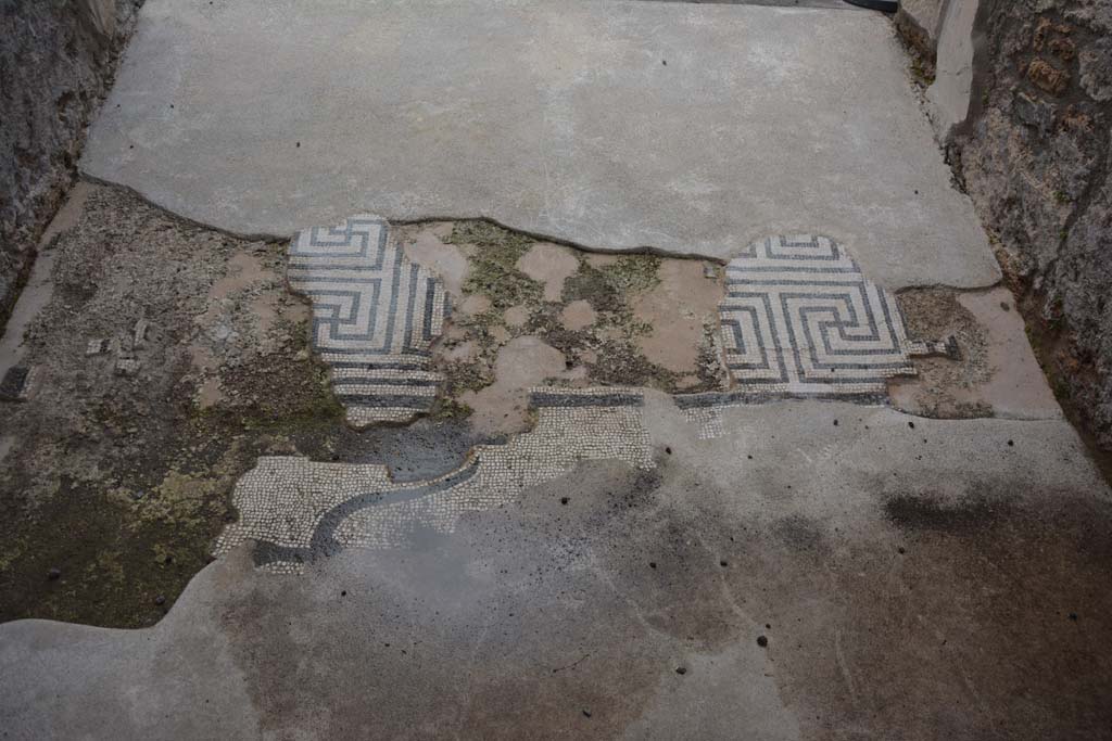 VII.15.2 Pompeii. November 2017. Looking north across remaining flooring in entrance corridor/fauces.
Foto Annette Haug, ERC Grant 681269 DÉCOR.
