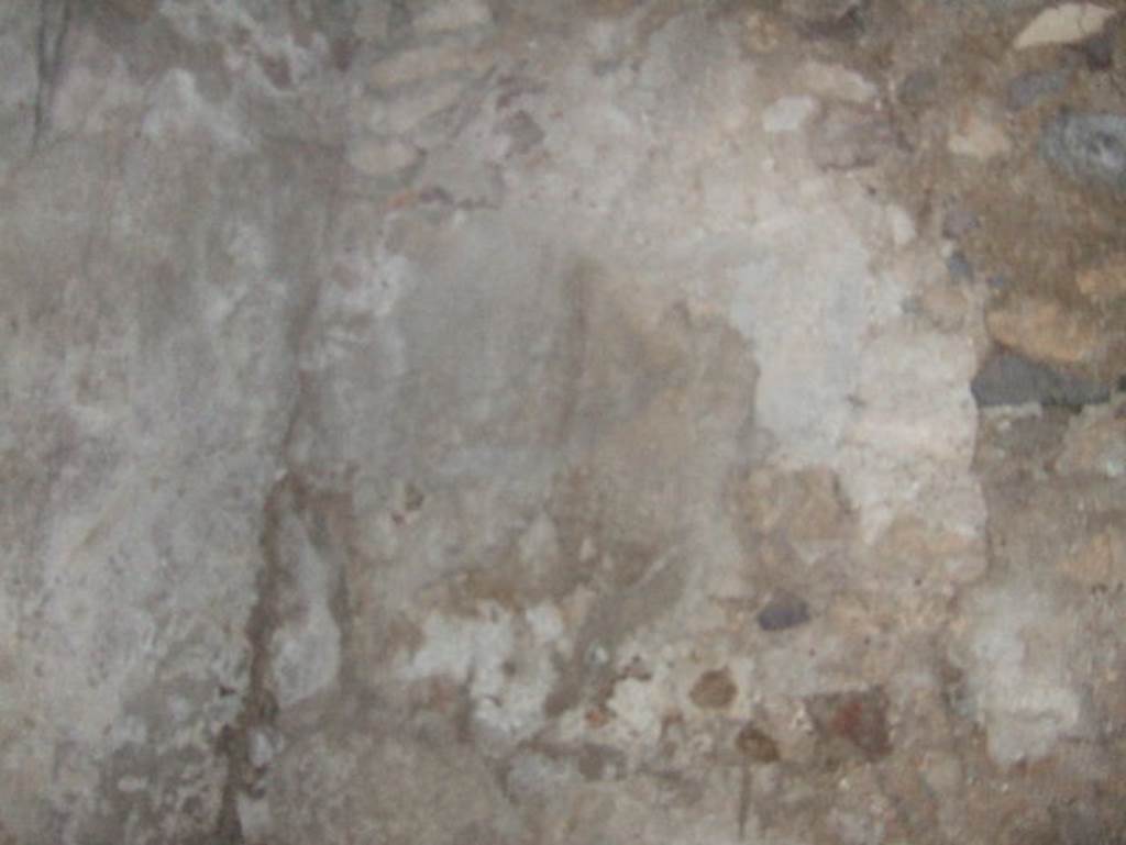VII.15.16 Pompeii. May 2006. Room O, south-east corner and south wall.