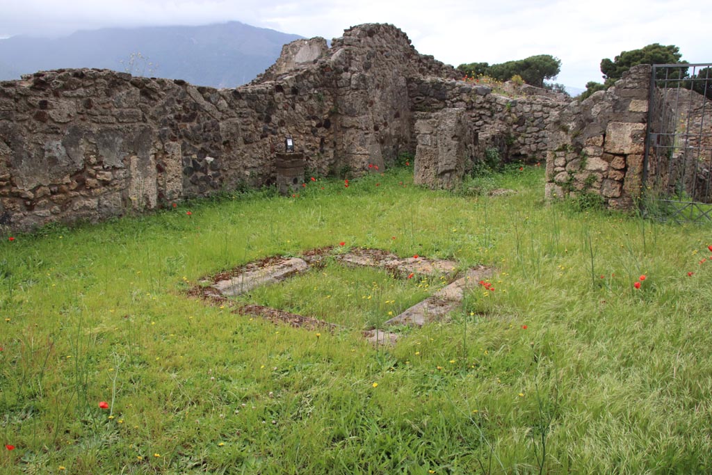 VII.16.12 Pompeii. May 2024. South-west corner of atrium. Photo courtesy of Klaus Heese.