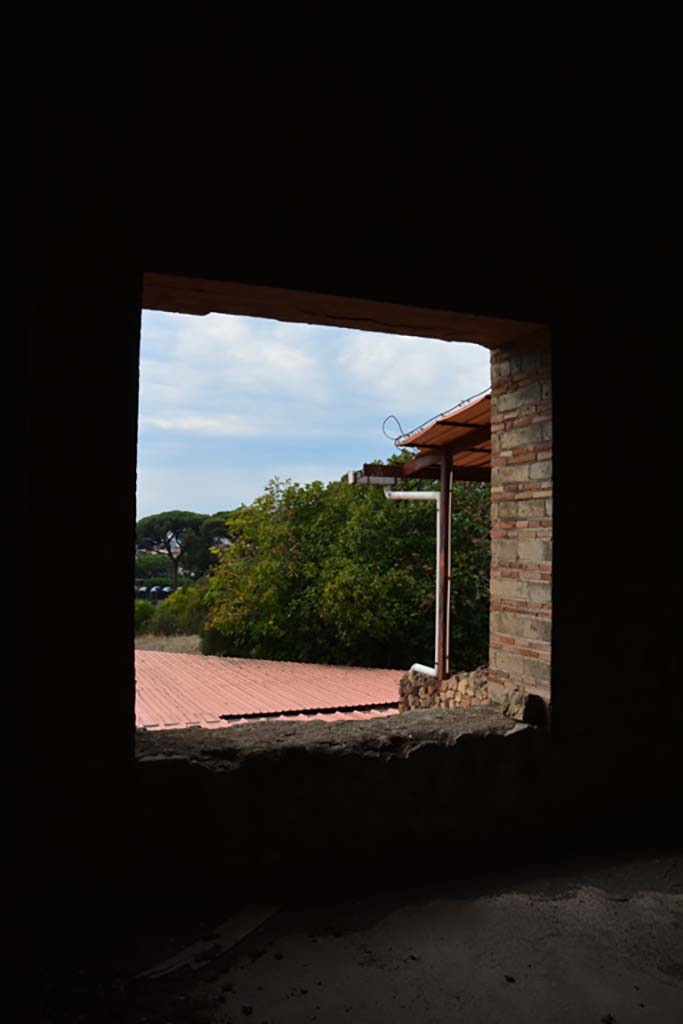 VII.16.22 Pompeii. October 2018 Room 44, looking towards west wall with window.
Foto Annette Haug, ERC Grant 681269 DCOR.
