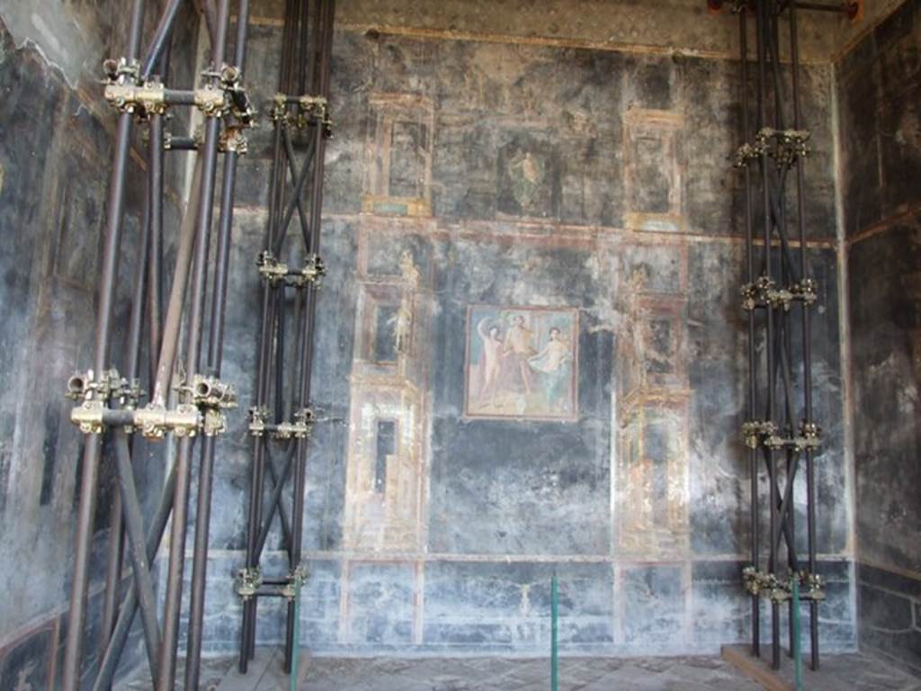VII.16.17-22 Pompeii. December 2007. East wall of oecus with mythological painting in centre. Painting on east wall showing Apollo, Hesperus and Venus.