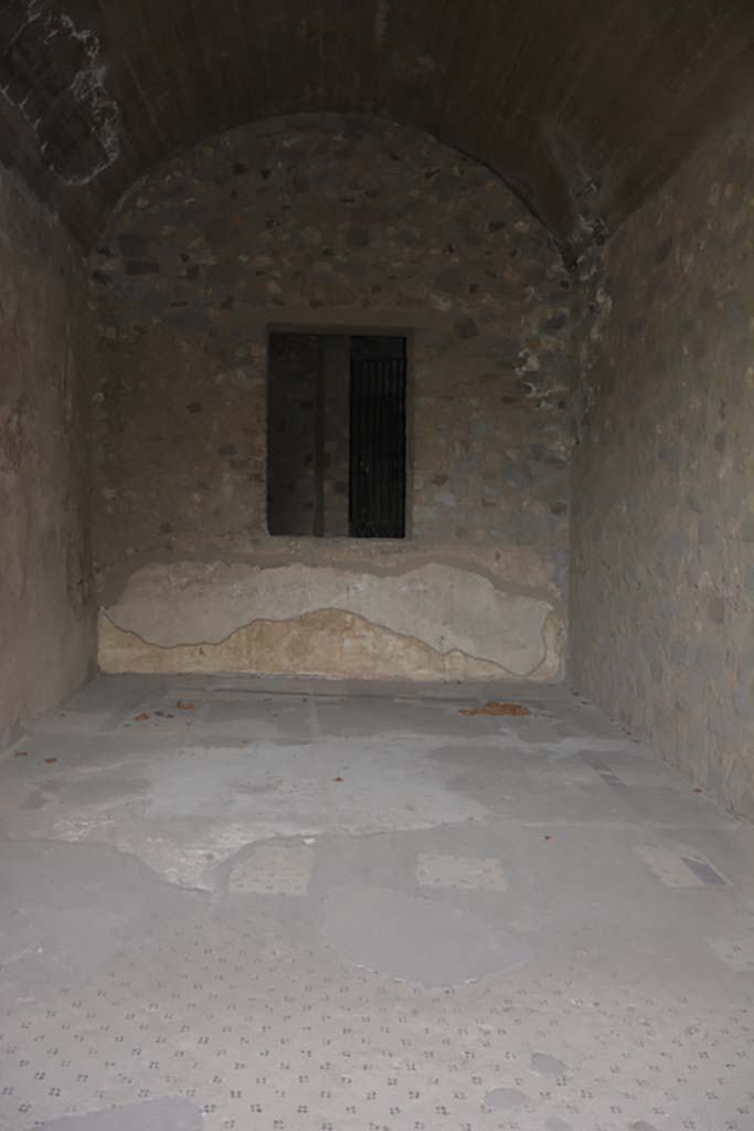 VII.16.22 Pompeii. October 2018. Room 75, with window in east wall into room 67.
Foto Annette Haug, ERC Grant 681269 DÉCOR.