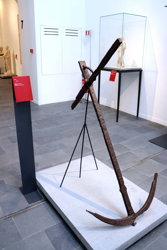 VIII.1.4 Pompeii. February 2021. Anchor, found in the area of Pompeii.
Photo courtesy of Fabien Bièvre-Perrin (CC BY-NC-SA).
