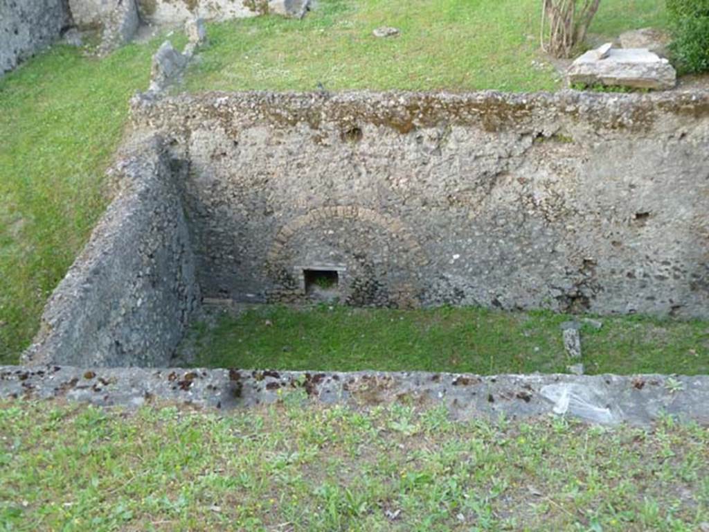 VIII.1.a Pompeii. May 2011. Garden at north end of portico. Photo courtesy of Michael Binns.