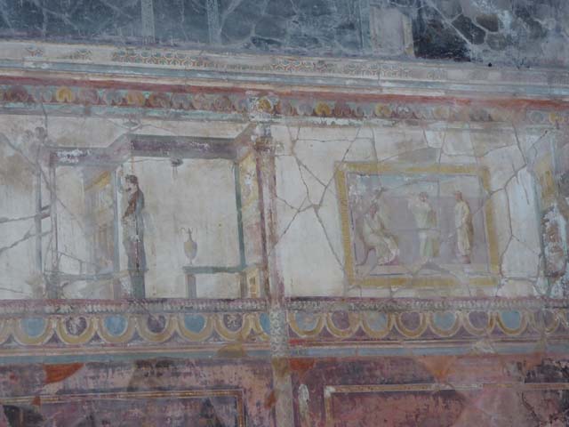 VIII.1.a, Pompeii. June 2017. Vaulted upper east wall of oecus A. Photo courtesy of Michael Binns.

