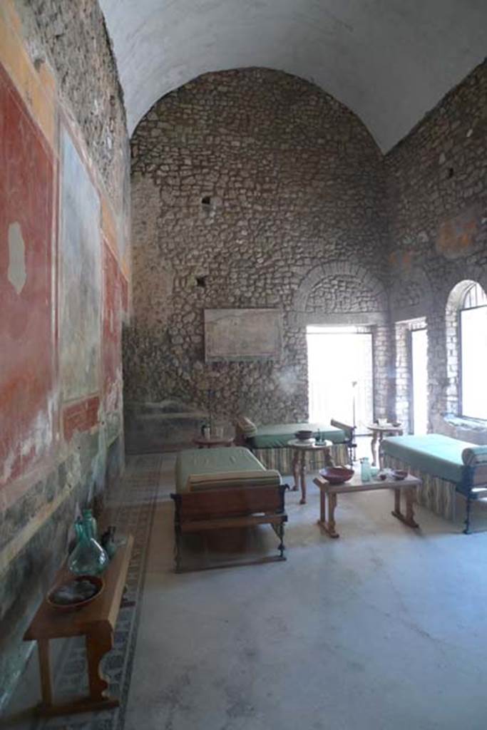 VIII.1.a, Pompeii. June 2017. Triclinium C, looking east from doorway in north-west corner.. Photo courtesy of Michael Binns.
