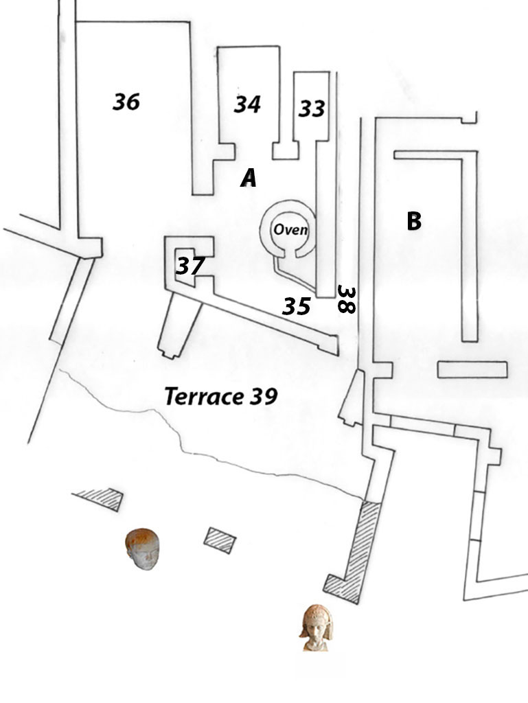 VIII.2.1 Pompeii. 1937 plan of Lower level 1, showing discovery locations of heads of Marcellus and a child.
After AS-MANN, II Inv. 142 f. 16 D2.
See Zanella S., 2019. La caccia fu buona: Pour une histoire des fouilles à Pompéi de Titus à l’Europe. Naples : Centre Jean Bérard, p. 263, fig. 153.


