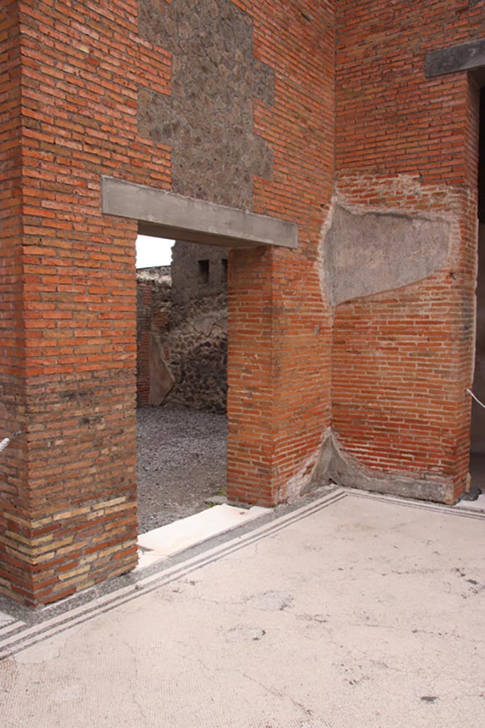 VIII.2.16 Pompeii. May 2024.
Doorway to room in south-east corner of atrium. Photo courtesy of Klaus Heese.
