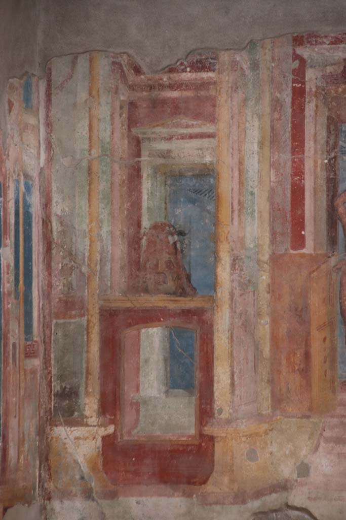 VIII.2.23 Pompeii. October 2020. Detail of painting of mask on the south wall, at east end. Photo courtesy of Klaus Heese.