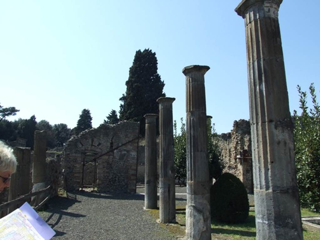 VIII.4.15 Pompeii. March 2009. Looking west across the south portico.
