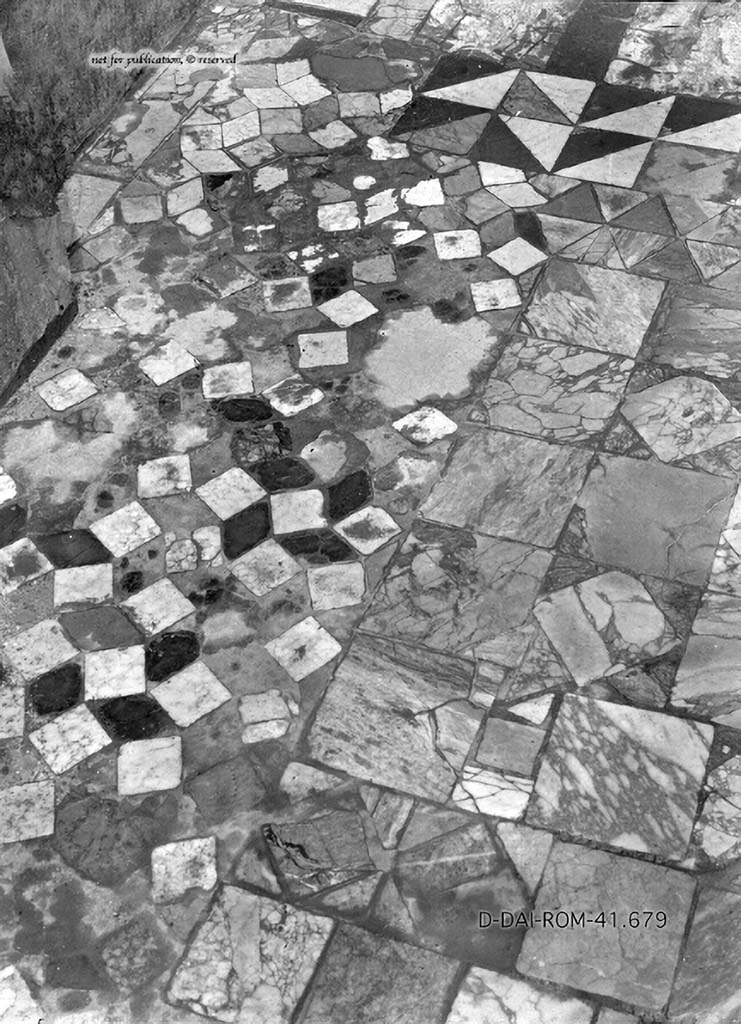 VIII.4.15 Pompeii. c.1930. 
Room 18, cubiculum with recess in north-west corner, and detail of Opus Sectile flooring.
DAIR 41.679. Photo © Deutsches Archäologisches Institut, Abteilung Rom, Arkiv.
See Pernice, E.  1938. Pavimente und Figürliche Mosaiken: Die Hellenistische Kunst in Pompeji, Band VI. Berlin: de Gruyter, (described as cubiculum l (L), and see taf. 30.2)
